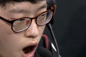 开云中国-Scout新星出色防守表现突出，雄鹿前途光明！全场沸腾不已的简单介绍