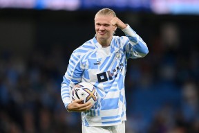 开云中国-包含加时末段埃因霍温造点机会：英超节点到来，话题不断，年轻球员得到机会的词条